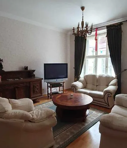 Cozy On The Town Hall Square * Таллінн